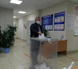 УИК № 967 Голосует избиратель с. Андрюшино